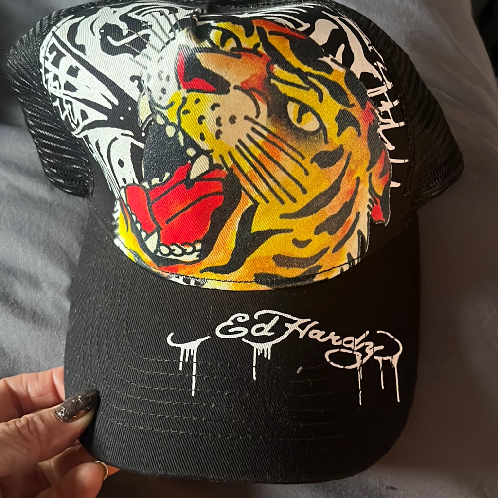 Unisex Ed Hardy Trucker Hat Brand New Never Worn